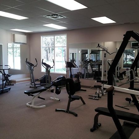 Radium Valley Vacation Resort Invermere Buitenkant foto